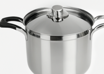 Quanto costa la pentola a pressione Lagostina 7 litri?pentola a pressione